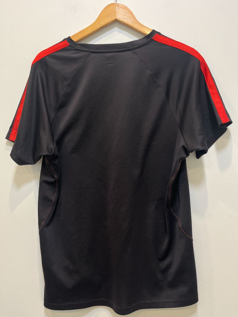 Black / Red ASICS Sports tee, L