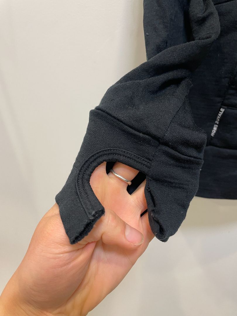 Black Mons Royale Merino Hoodie, S