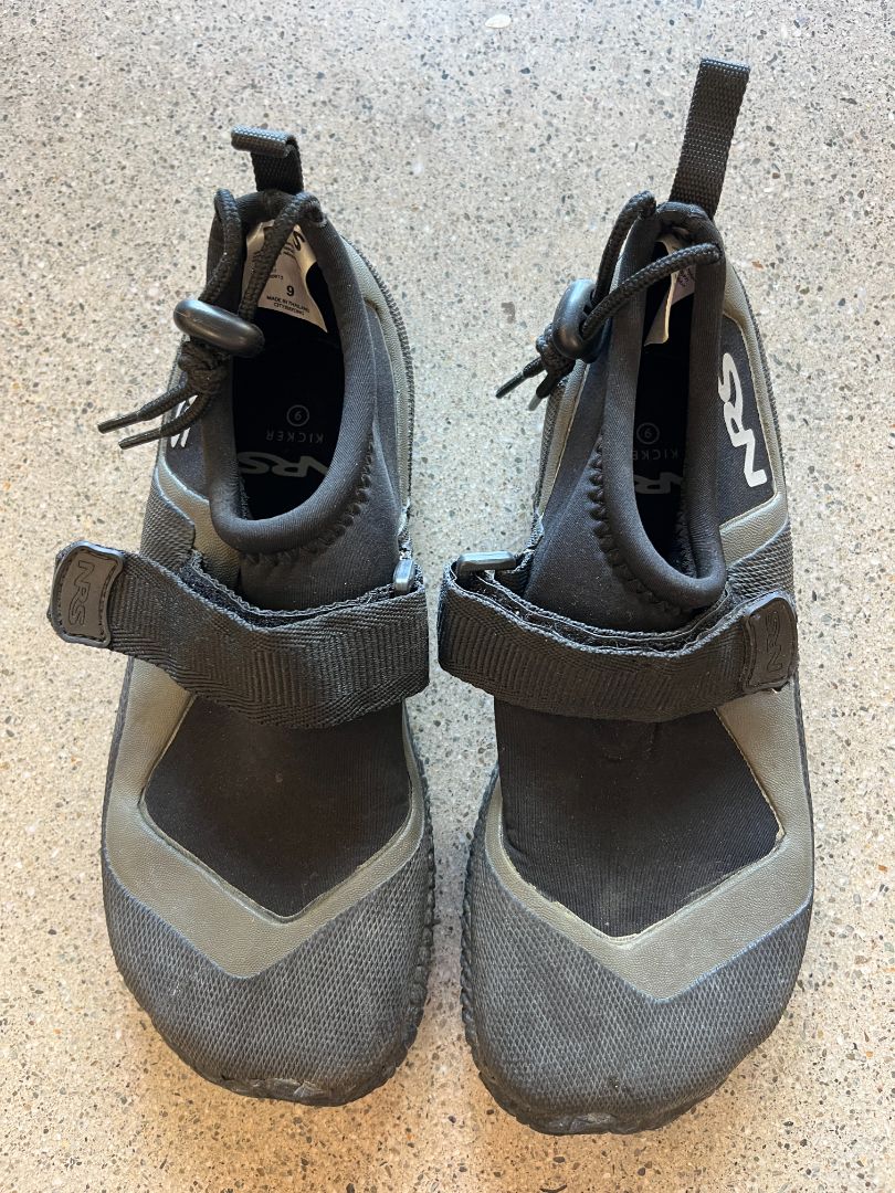 Black NRS Kicker Water Shoes, EU 40