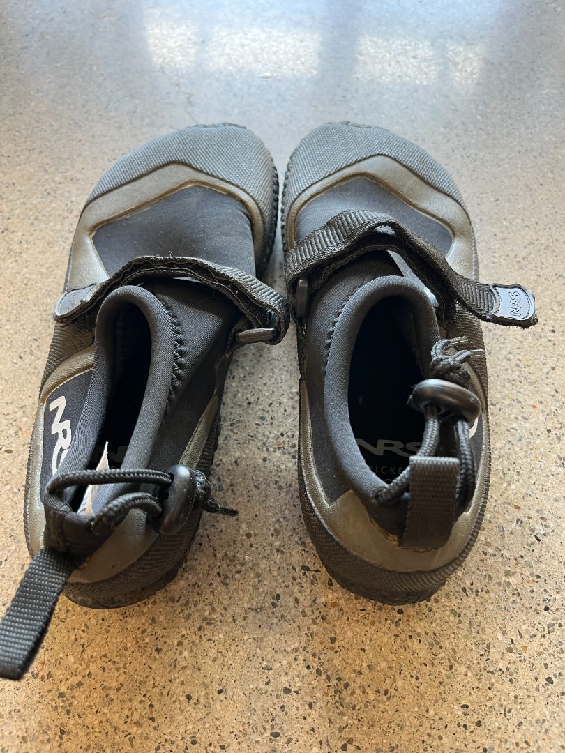 Black NRS Kicker Water Shoes, EU 40