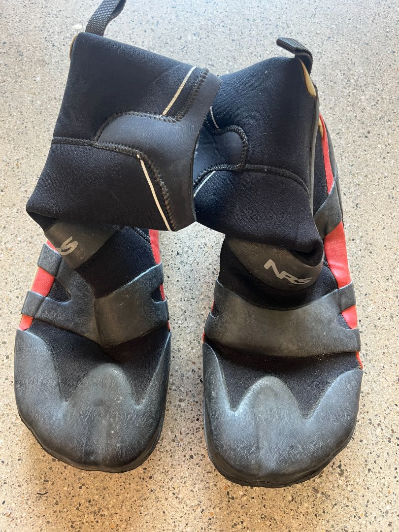 Black NRS 3mm Dive Boots, EU 47