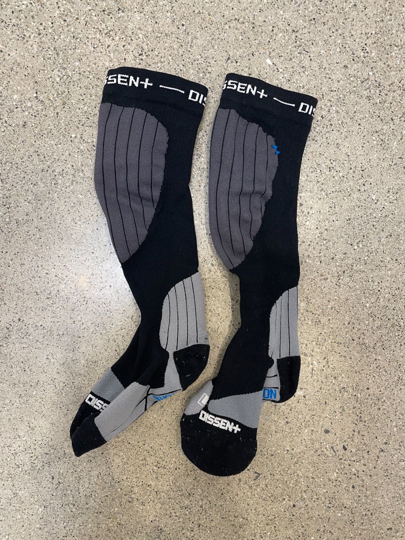 Black Dissent Compression ski socks, S