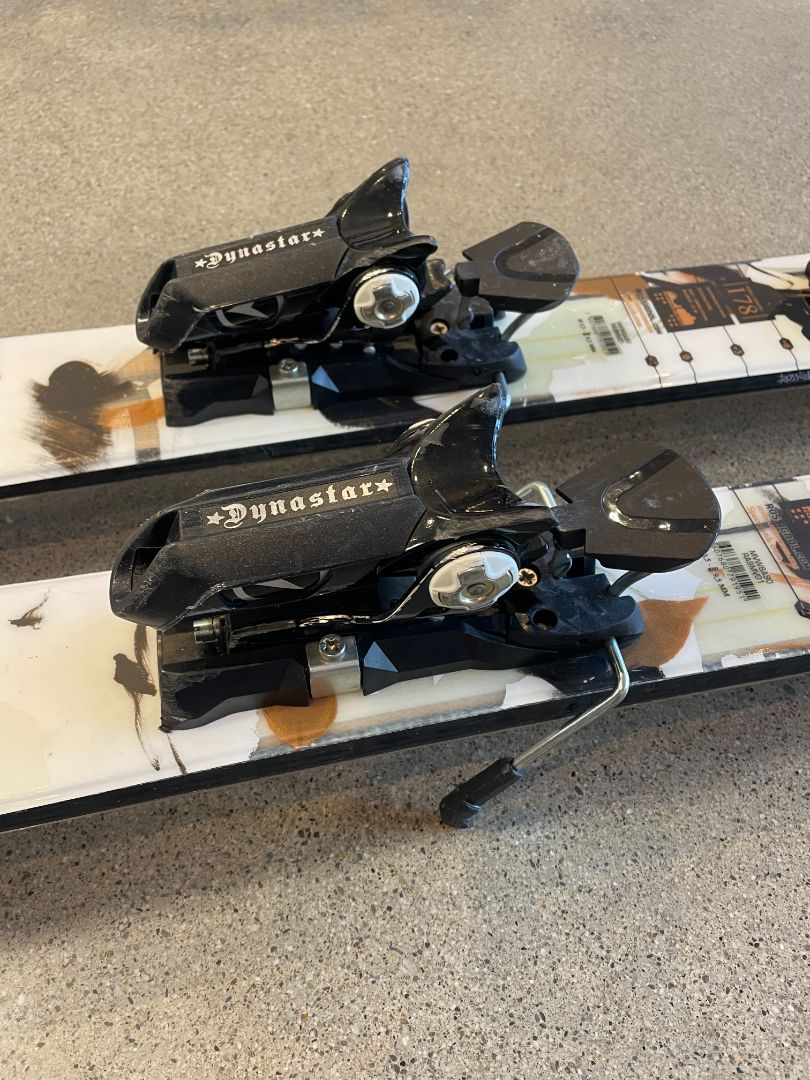 White Rossignol S5 Jib, 178 cm