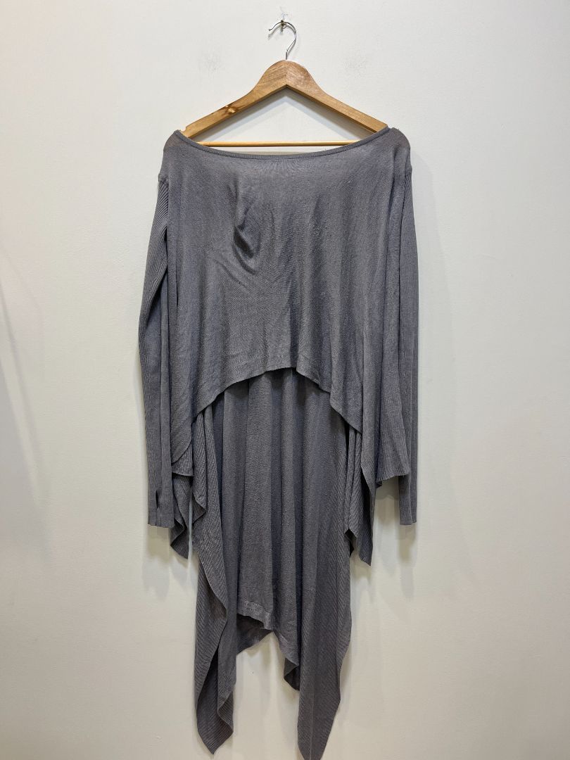 Grey Lululemon Long Sleeve Yoga Top, M