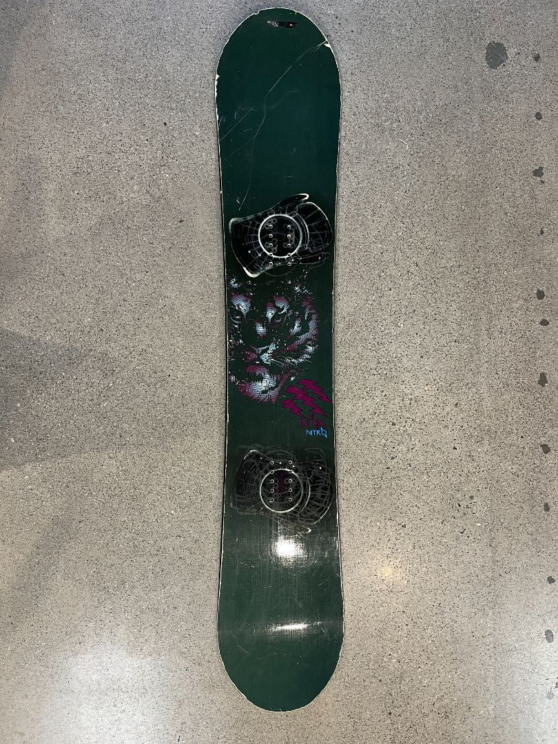 Black Nitro NYX Snowboard, 149 cm