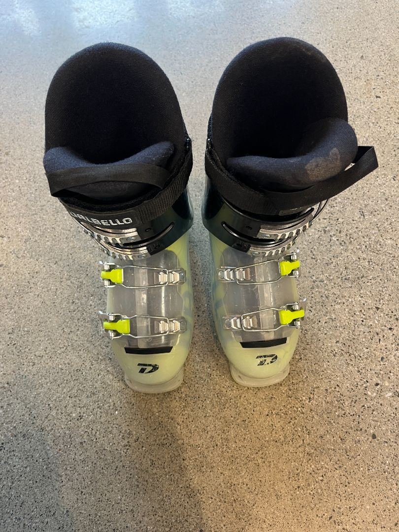 Dalbello Menace ski boot, 23.5