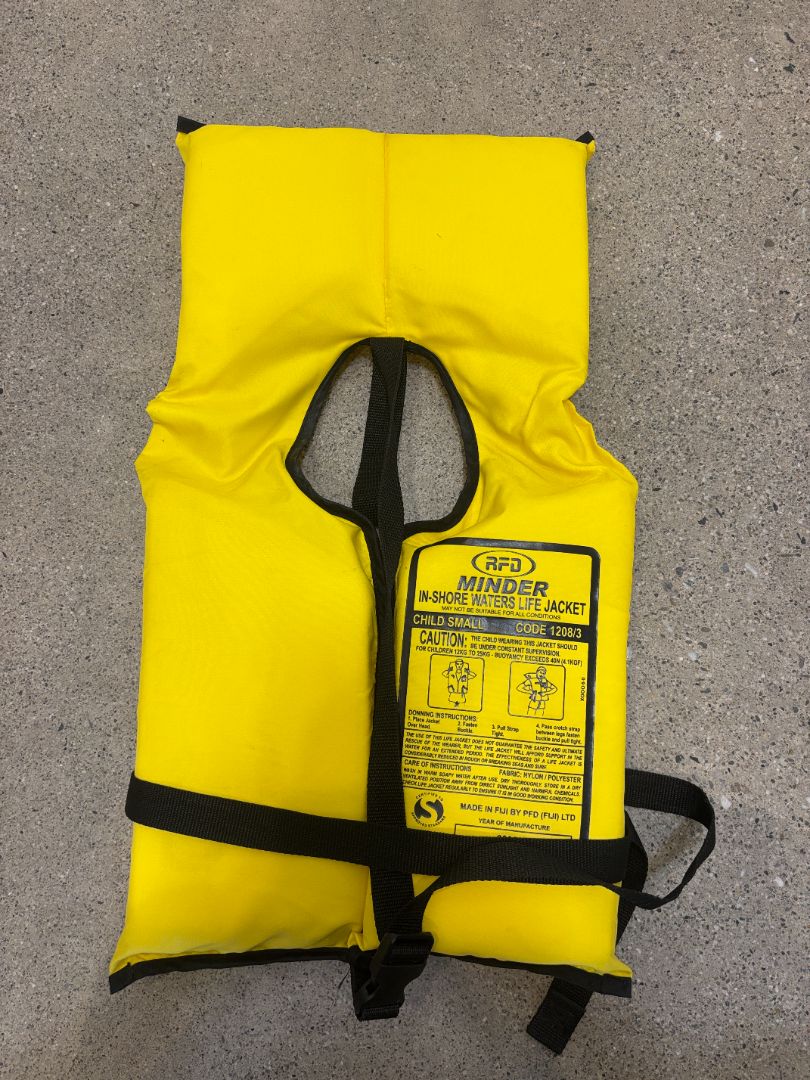 Yellow/Black RFD Kids Lifejacket, Child (15–25 kg)