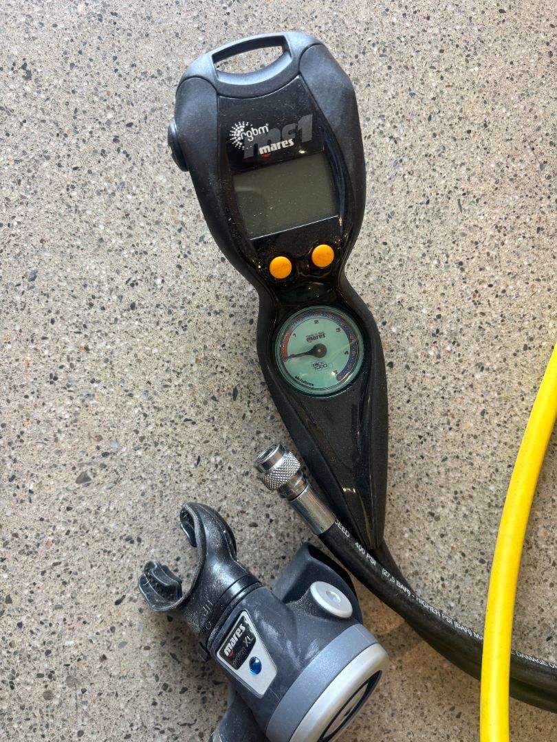 Black/Grey Mares Complete Scuba Diving Set, L