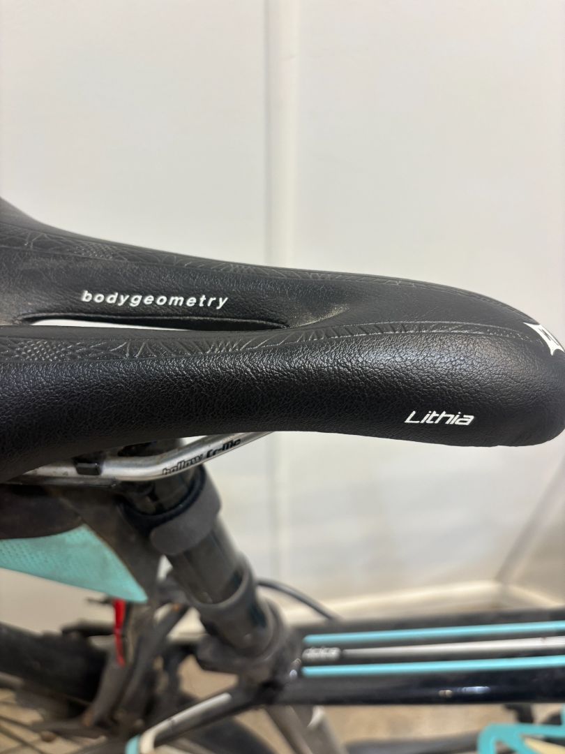 Black / Teal Specialized Dolce, Small