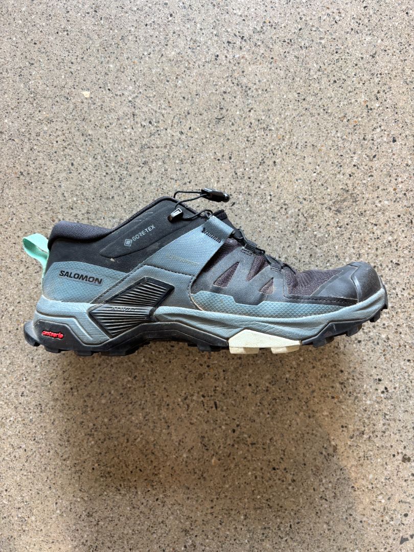 Black Salomon  X Ultra 3 GTX Hiking Shoes, US 9 / UK 7.5 / EU 41⅓