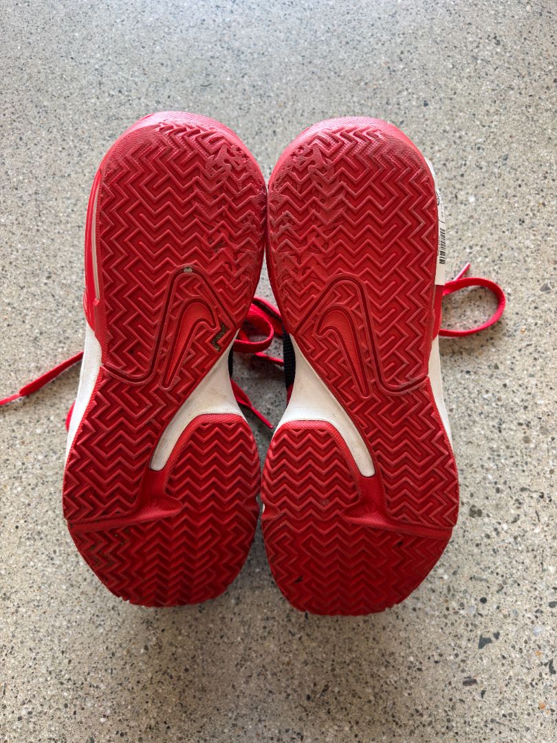 Black/Red Nike Nike Air Zoom Jump G.T., US 7Y / EU 40