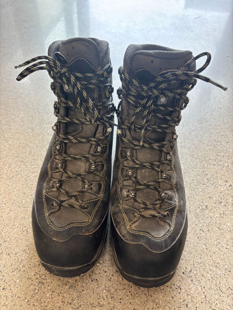 Black/Yellow Lowa Lowa Ticam GTX 8 WXL Hiking Boots, EU 47