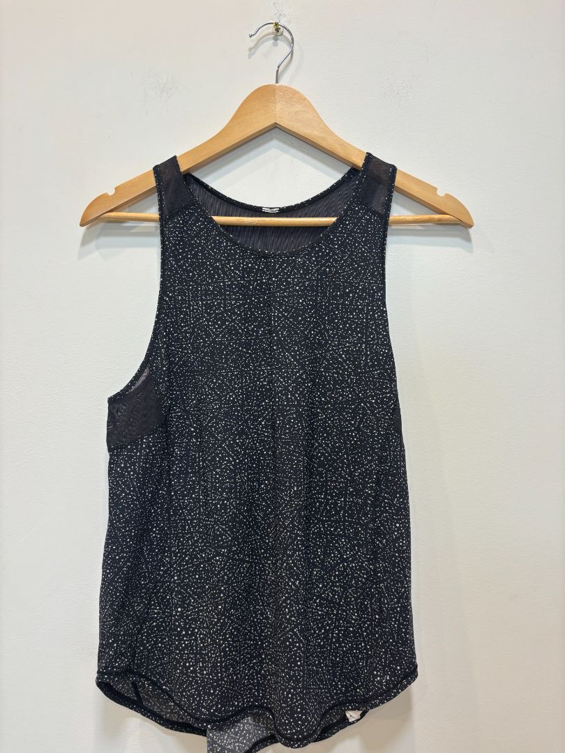 Black/White Pattern Lululemon Run: Swiftly Breeze Tank, Women’s M