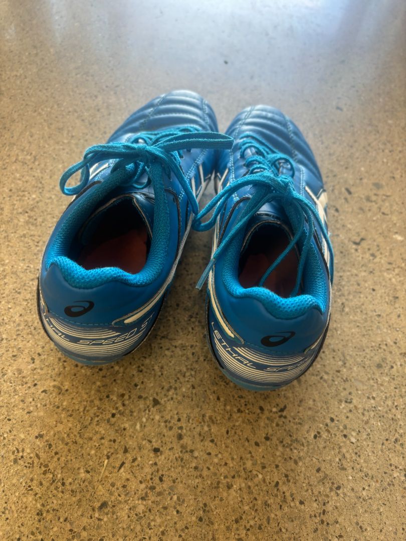 Blue / White Asics Lethal Speed ST Rugby Boots, US 7.5 / EU 40.5