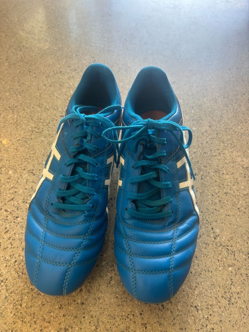 Blue / White Asics Lethal Speed ST Rugby Boots, US 7.5 / EU 40.5