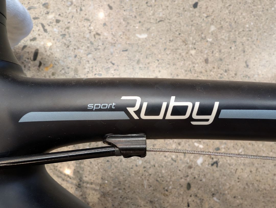 Black Specialized Ruby Sport Carbon, XS