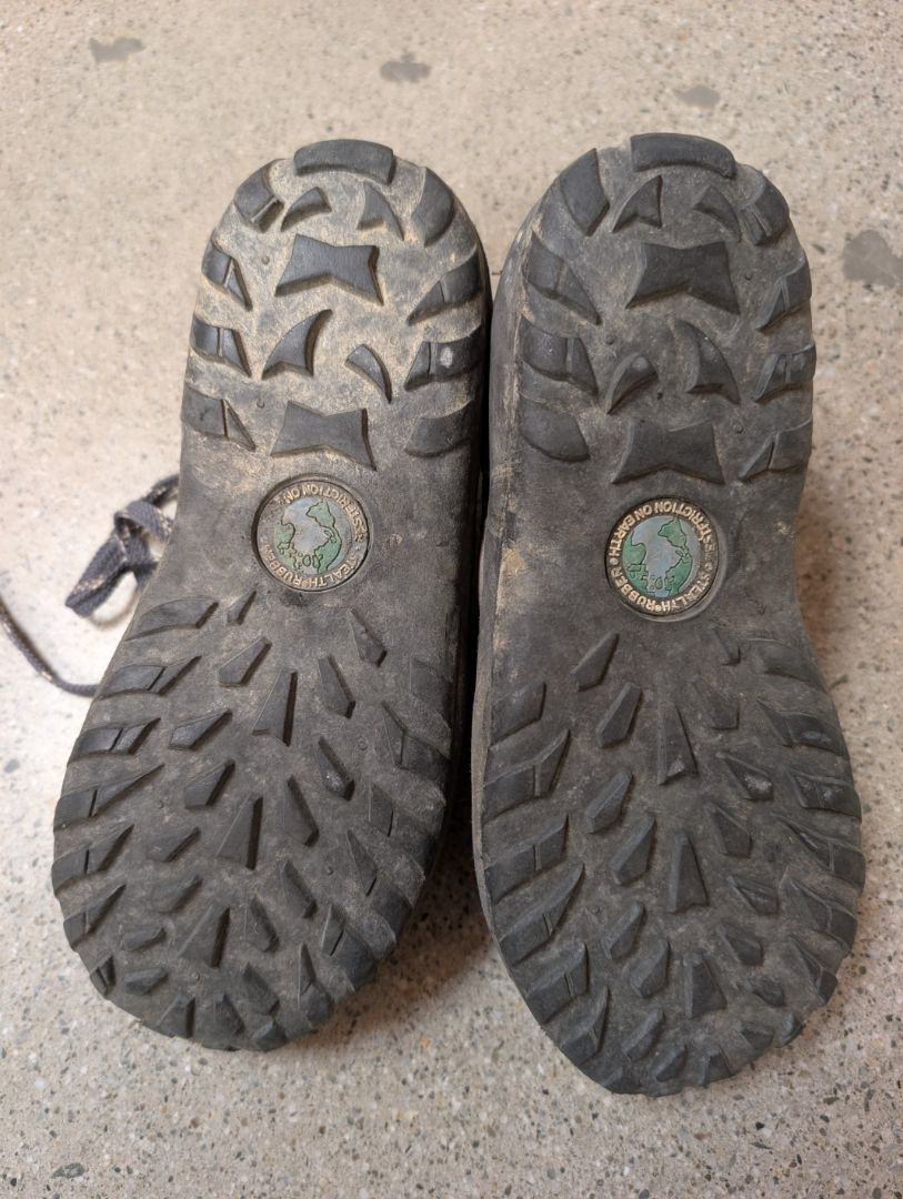 Brown Five Ten Women's Approach Shoes, EU 39