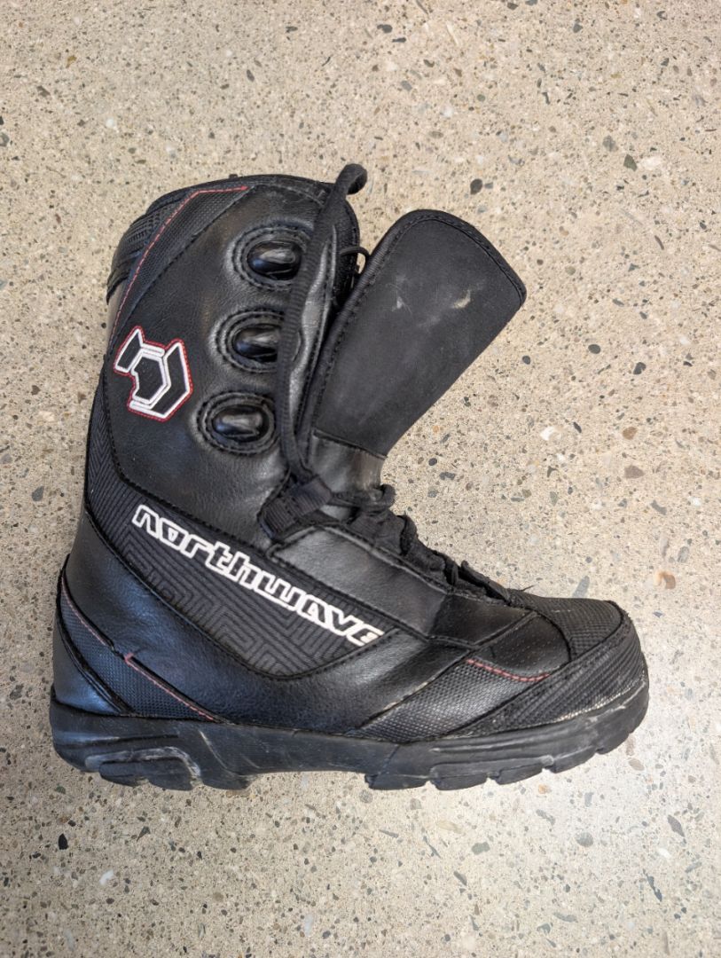 Black Northwave Snowboard boots, 23.5