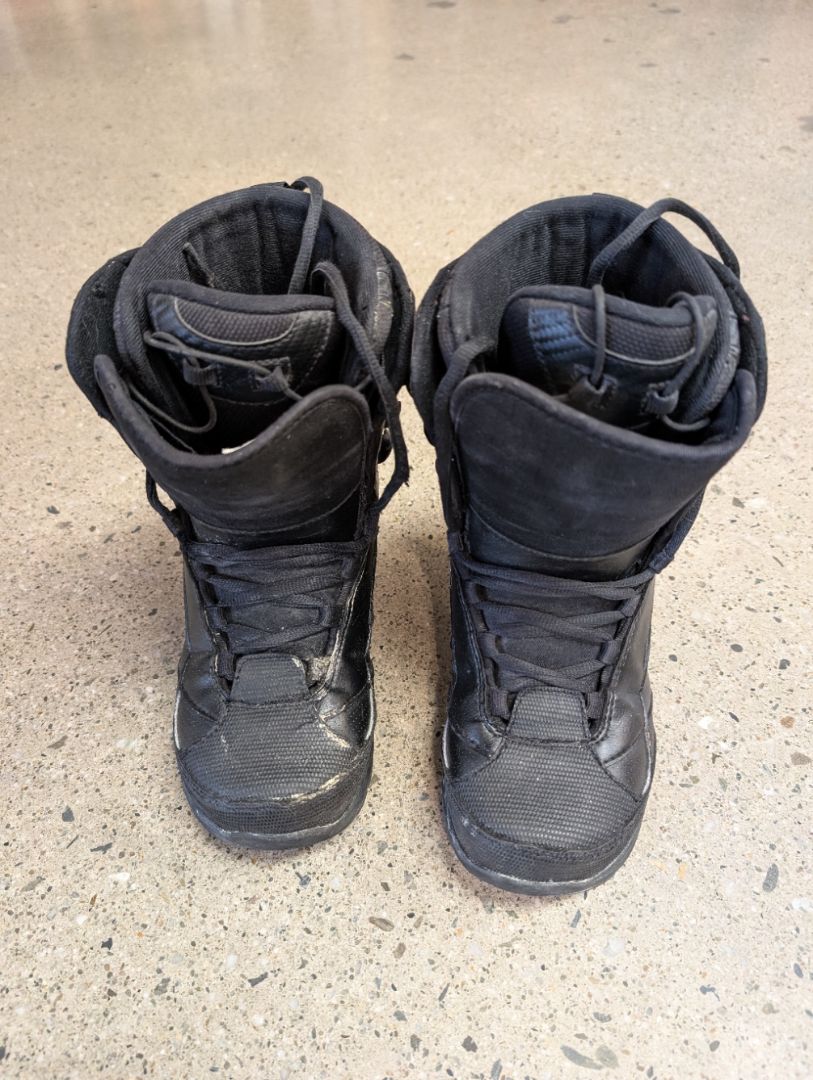 Black Northwave Snowboard boots, 23.5