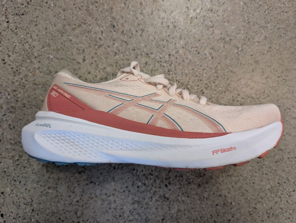 Light pink ASICS Women's Gel-Kayano 30, EU 39