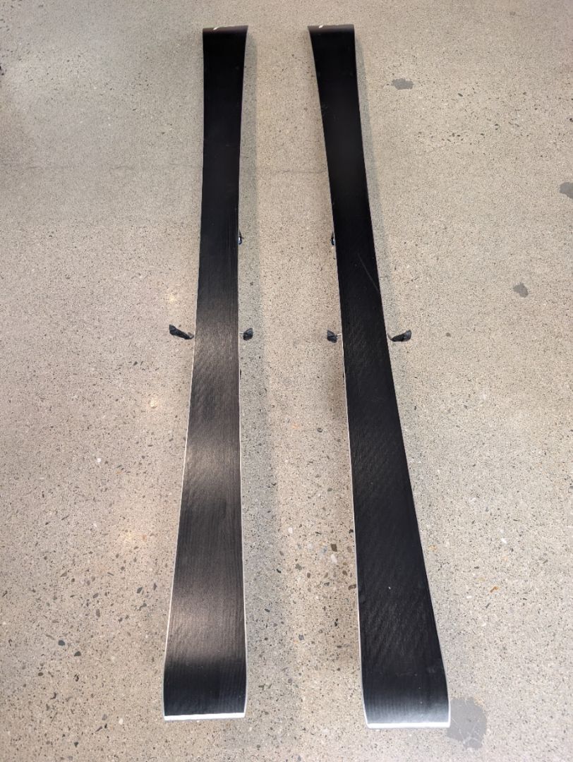 Black/Blue Head Supershape e-Titan, 177 cm