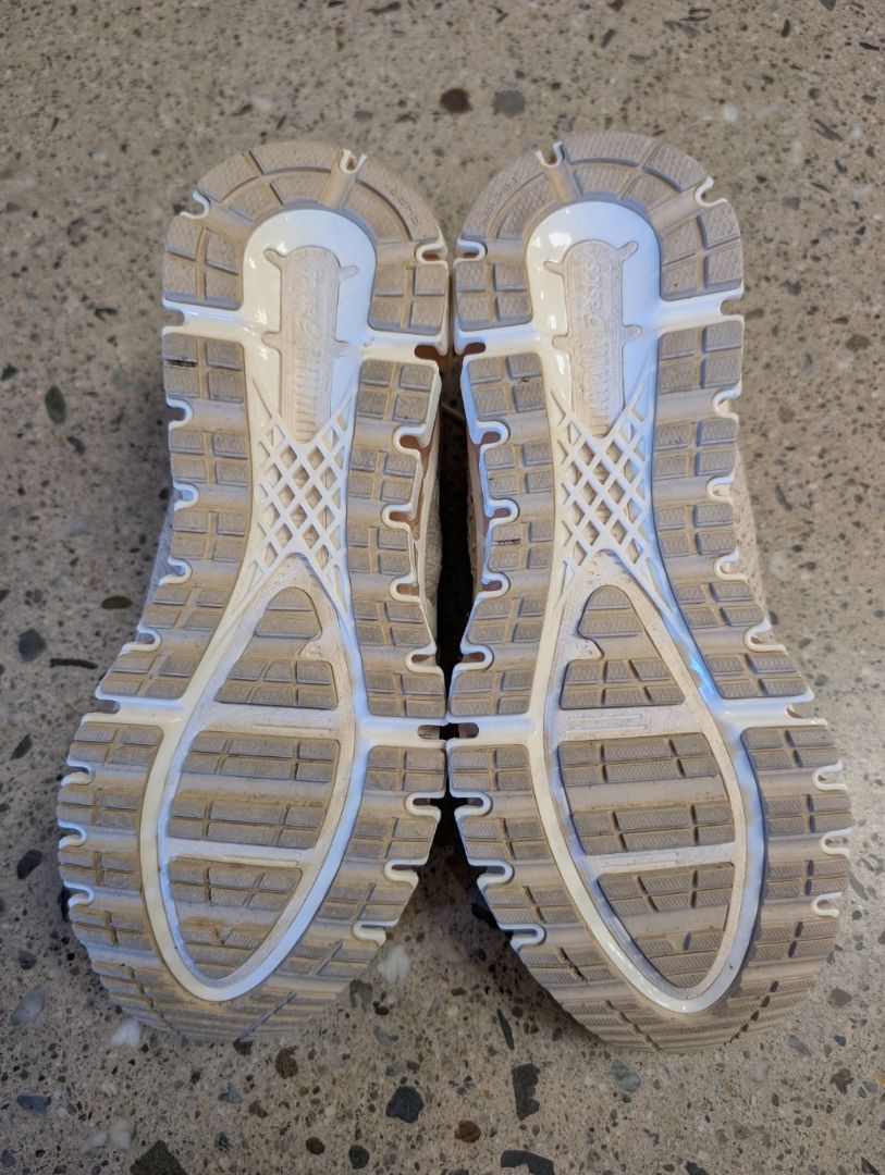 Beige Asics Gel-Quantum 180 Knit, EU 37