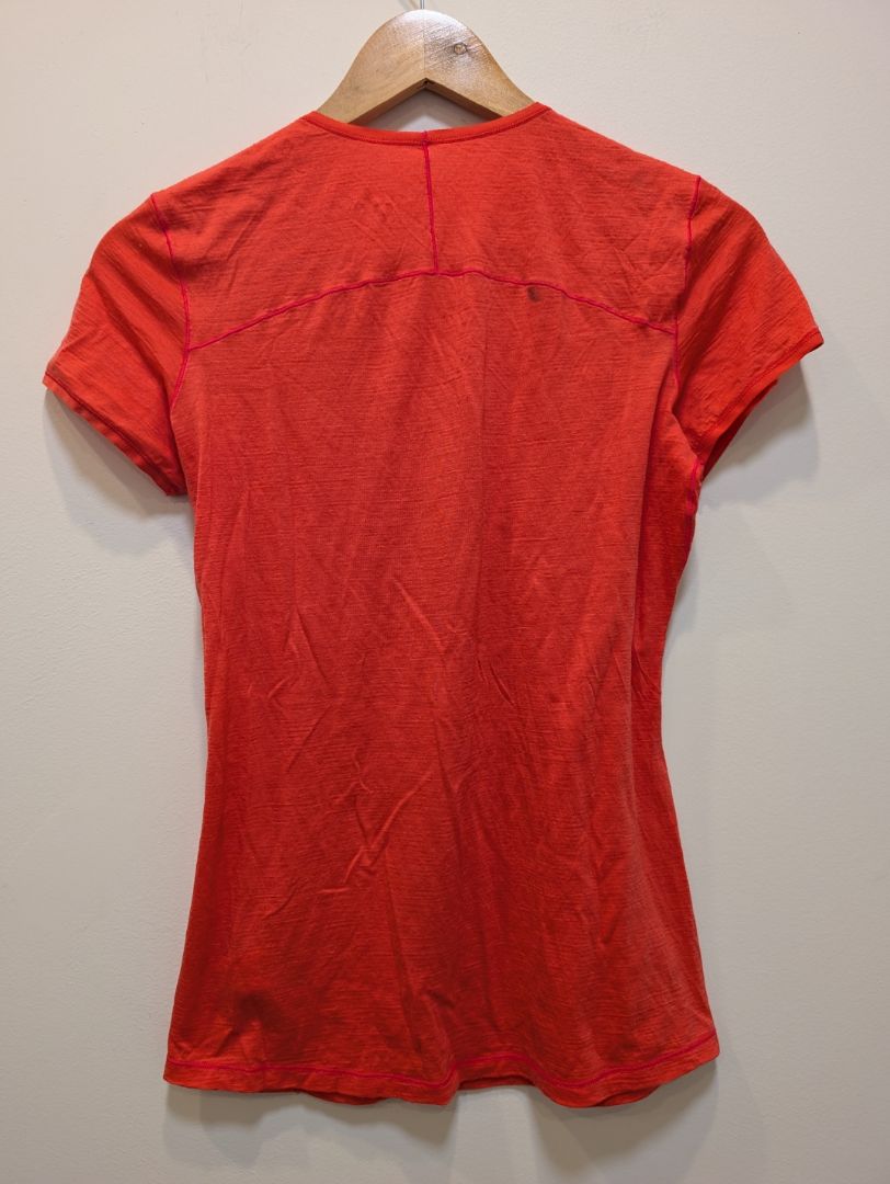 Red Smartwool Merino tee, S