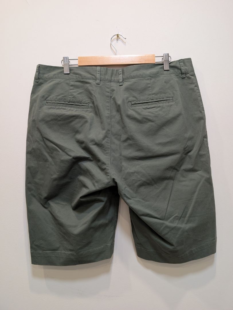 Green Wild South Cotton Shorts, 16