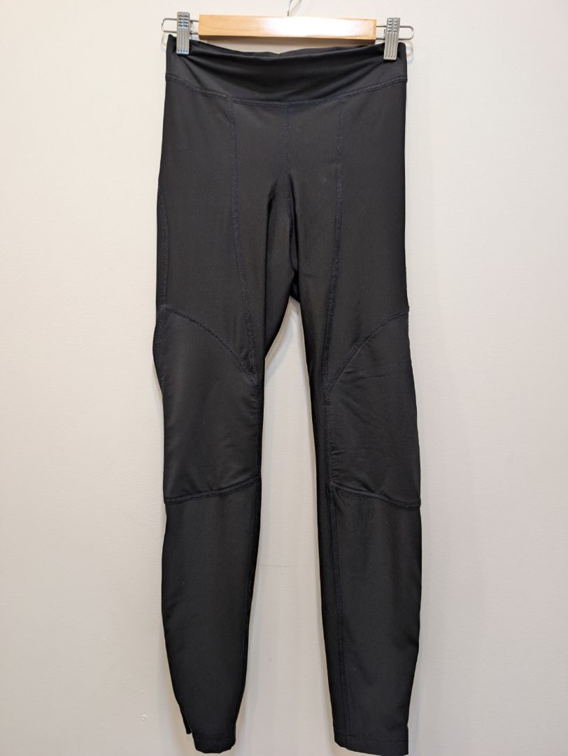 Black Ground Effect Ladybugs, 12