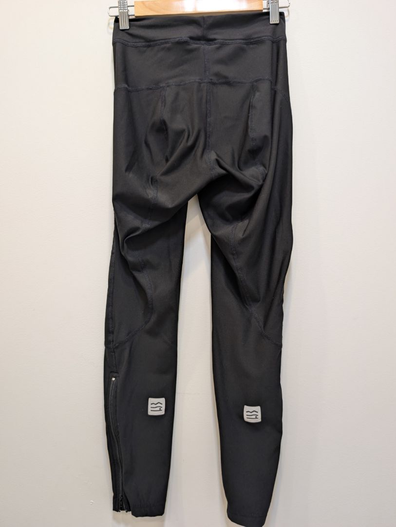 Black Ground Effect Ladybugs, 12