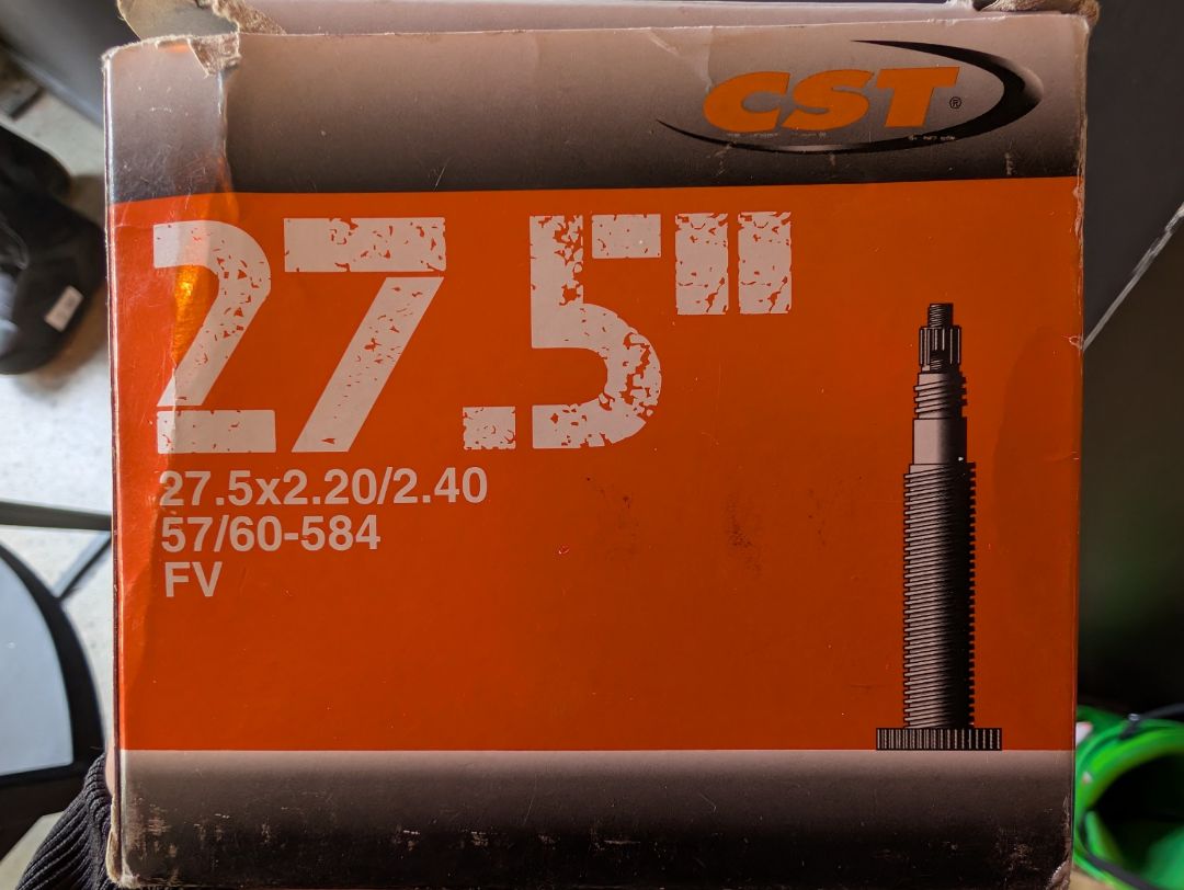 Black CST Presta Tube FV, 27.5"x2.20x2.40