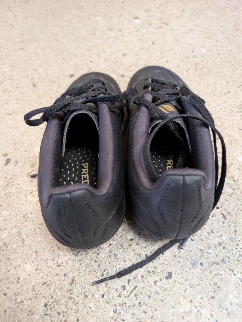 Black Adidas Predator Club FG Junior, US 3 / UK 2.5 / EU 35