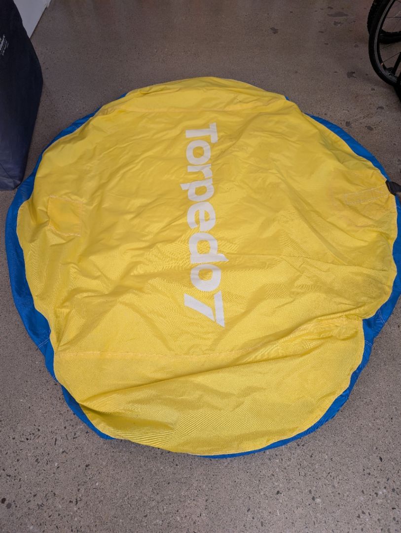 Blue/Yellow Torpedo7 Flight Wing 3, 3-person