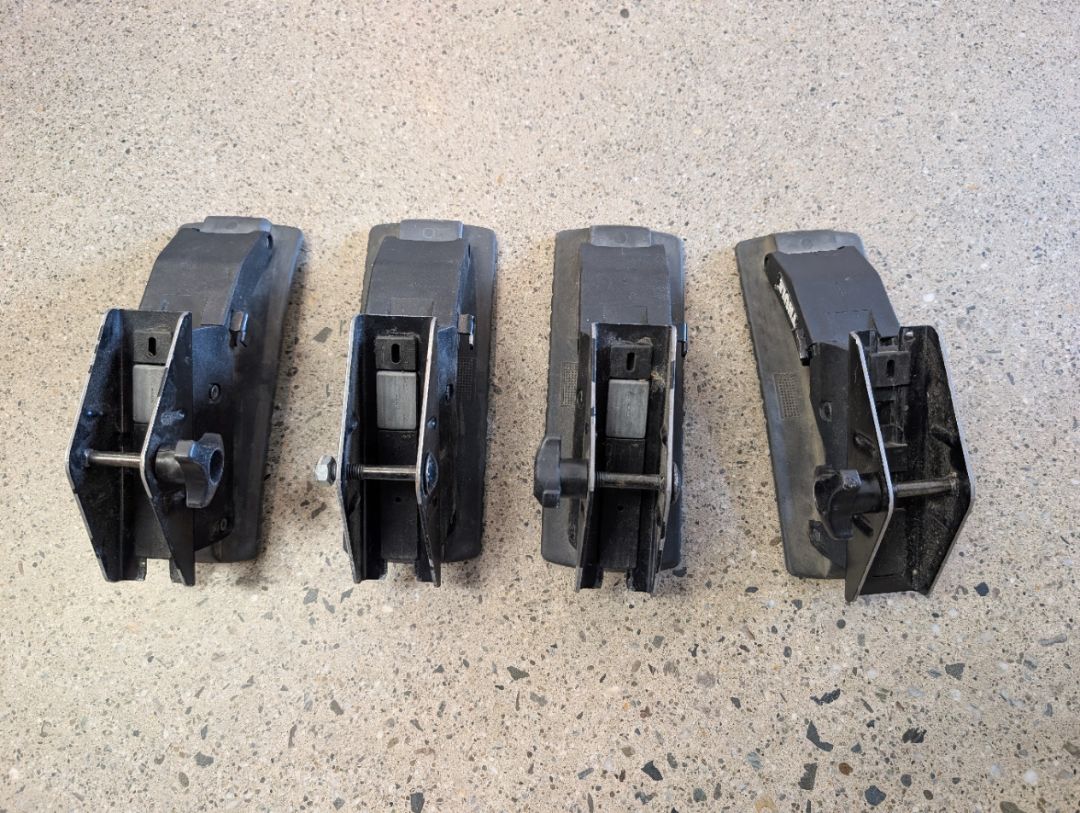 Black Thule Kayak Cradle Mounts, Set of 4