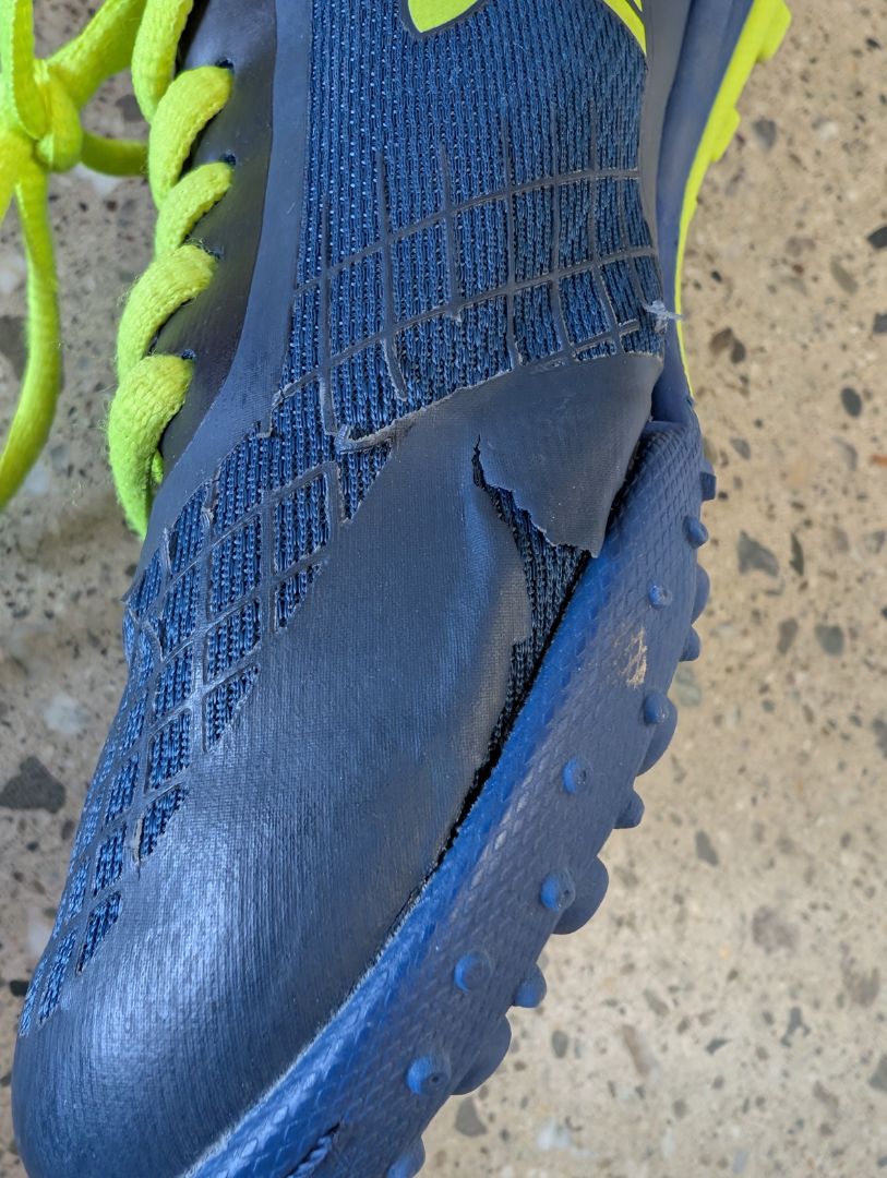 Navy/Yellow Kookaburra Neon Junior Hockey Shoes, EU 34 / UK 2 / US 3Y