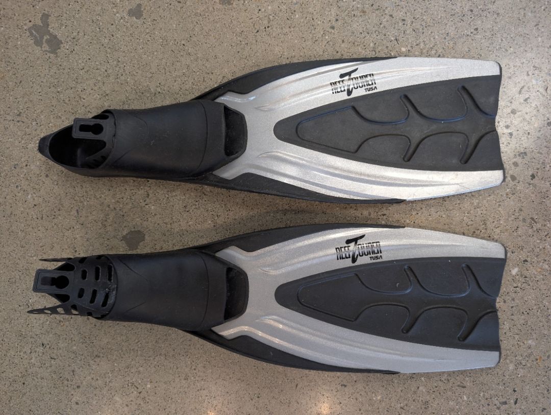 Silver TUSA Reef Tourer Full-Foot Fins, EU 42–43