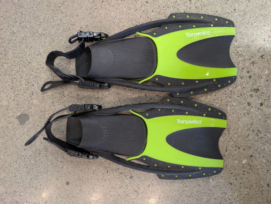 Green Torpedo7 Adjustable Snorkelling Fins, EU 35–39