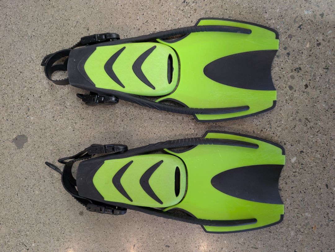 Green Torpedo7 Adjustable Snorkelling Fins, EU 35–39