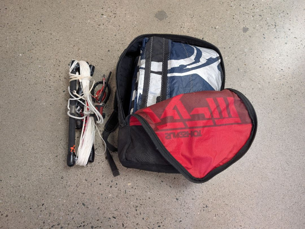 Red/Black Slingshot RPM 8m Kite + Bar, 8m