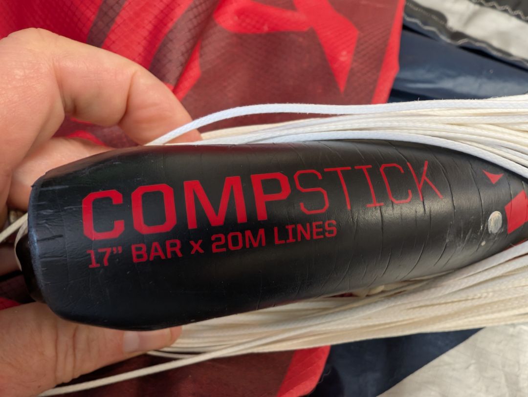 Red/Black Slingshot RPM 8m Kite + Bar, 8m