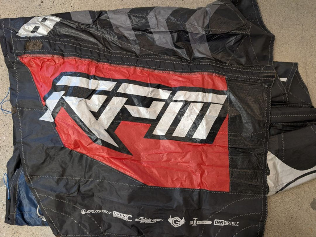 Red/Black Slingshot RPM 8m Kite + Bar, 8m