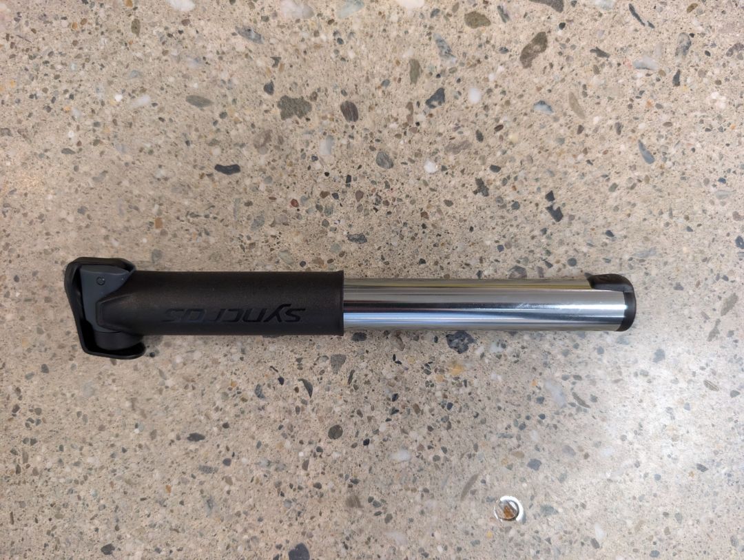 Black/Silver Syncros Mini Hand Pump, One size