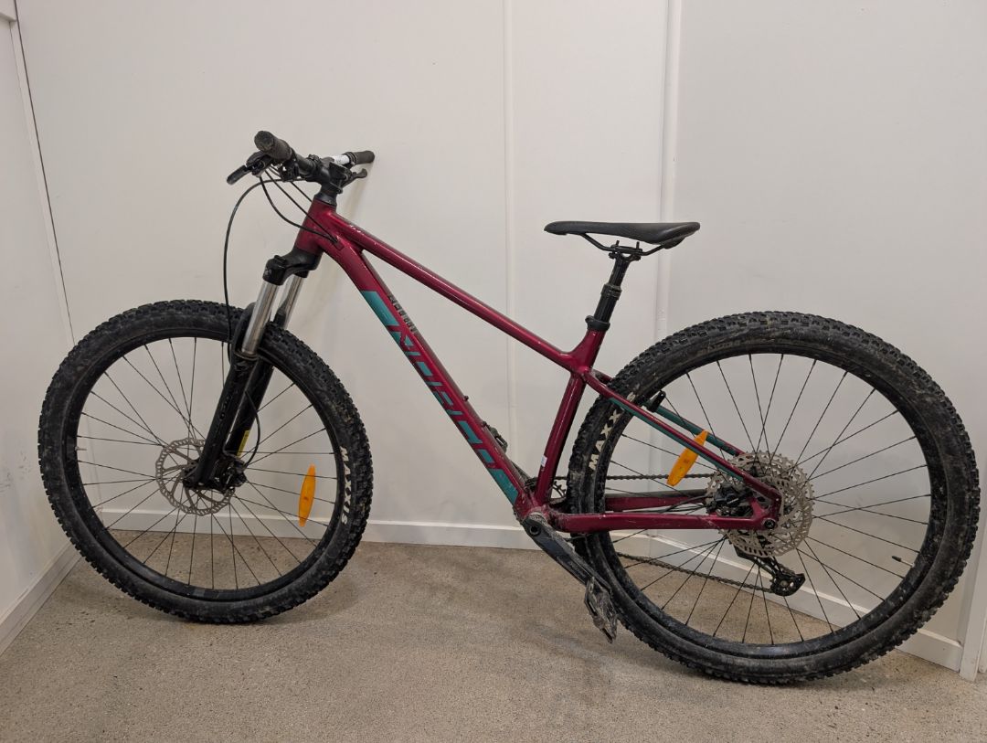 Burgundy Norco Fluid HT 2, M