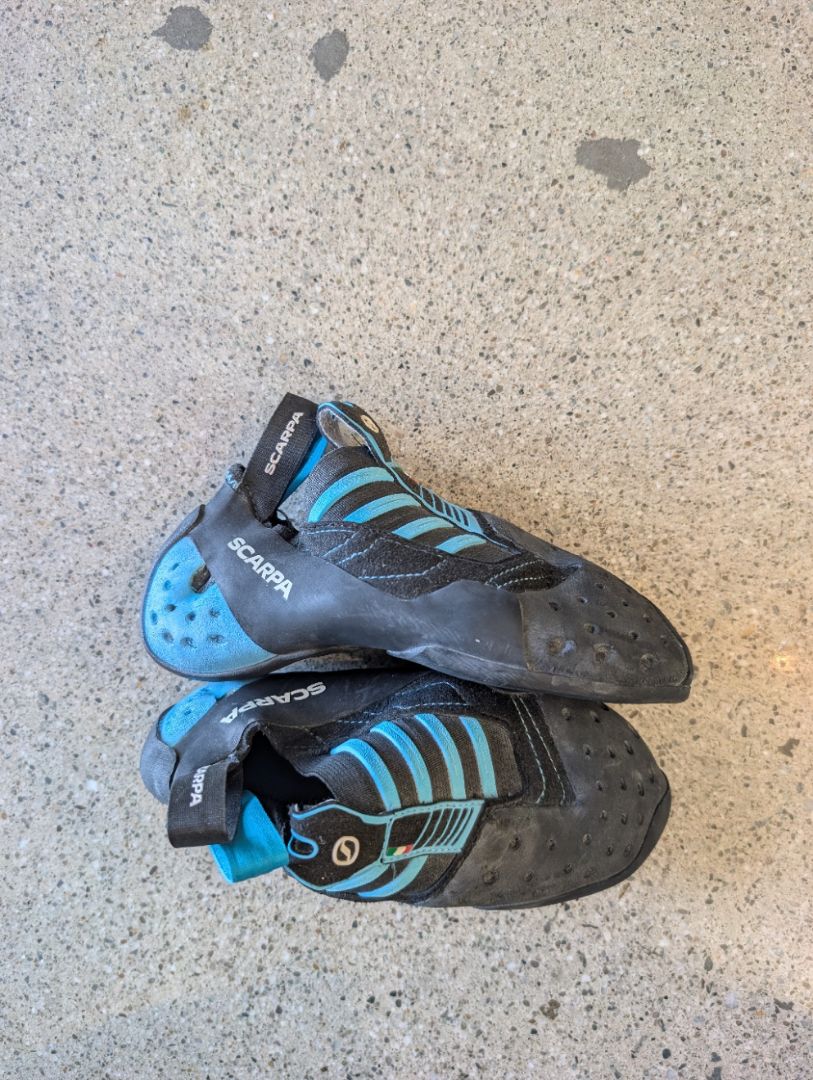 Black Scarpa Instinct, 37-38