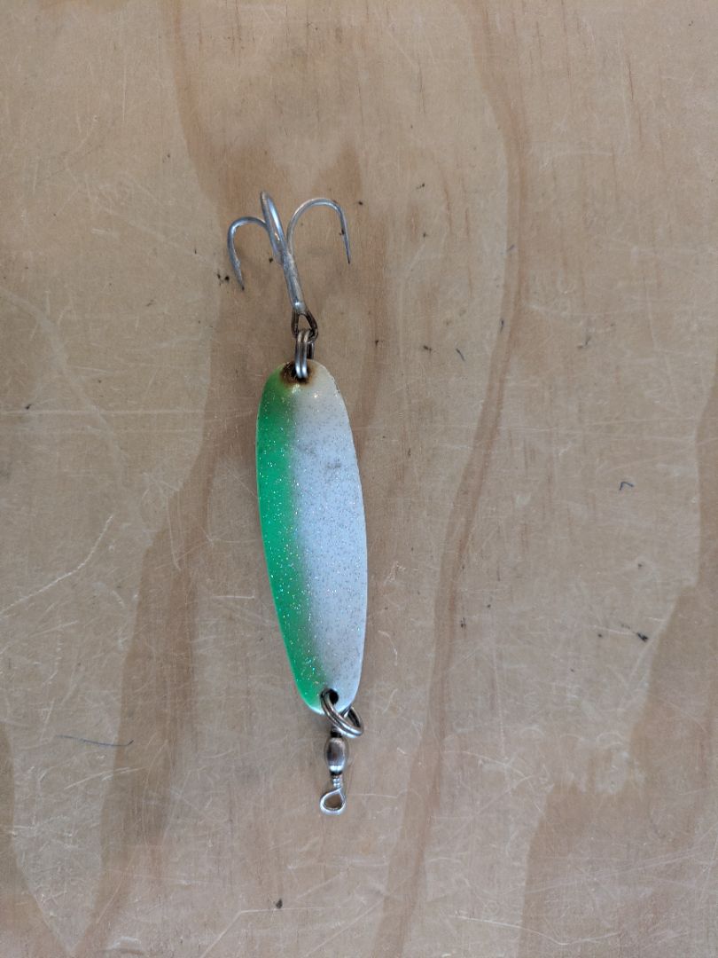 Green  Fishing Spoon Lure
