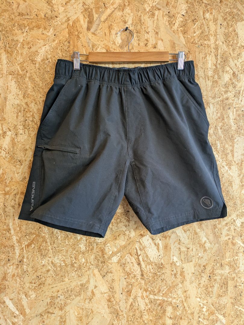Black Endura MTB Shorts, M