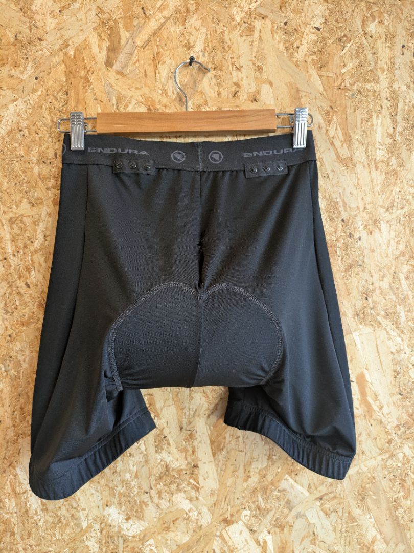 Black Endura MTB Shorts, M