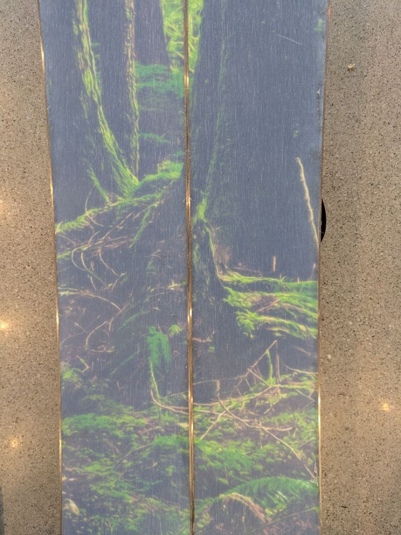 Green Burton Flight Attendant Split, 163 cm