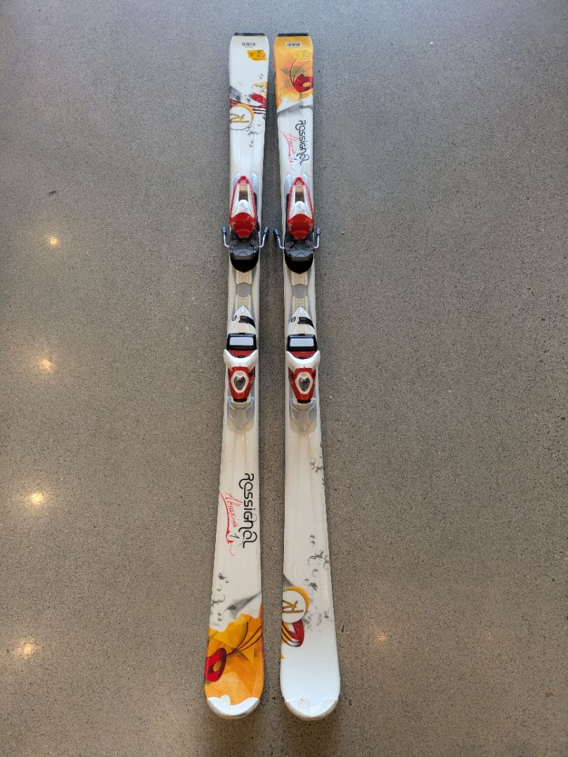 White Rossignol Attraxion, 154 cm