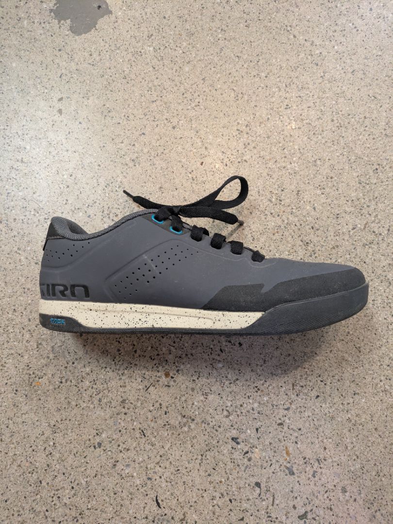 Grey Giro Latch, EU 43